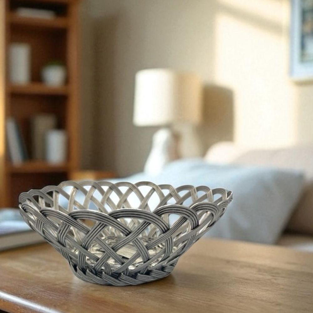 Vintage Round Woven Aluminum Metal Bread Fruit Decorative Braided Base Basket